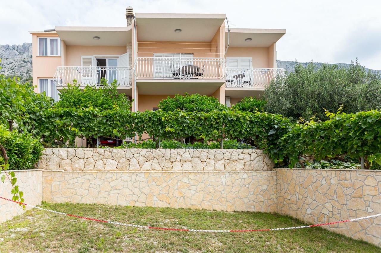 Apartments Iva Brstilo Omiš Buitenkant foto