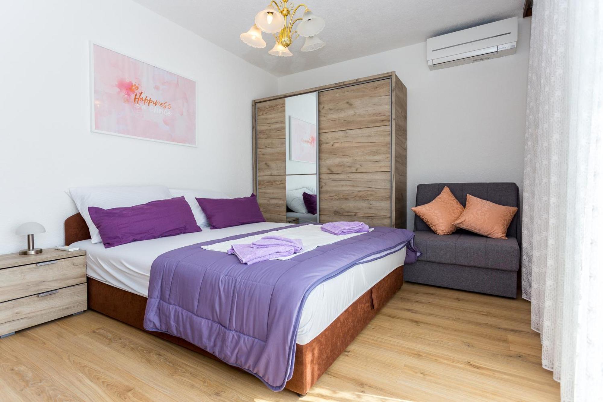 Apartments Iva Brstilo Omiš Buitenkant foto