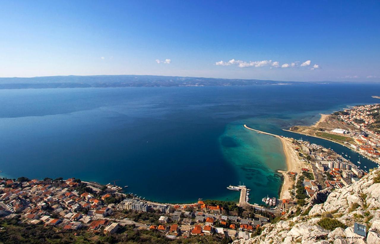 Apartments Iva Brstilo Omiš Buitenkant foto